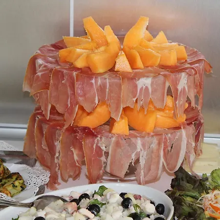 4 Stagioni 2* 里乔内