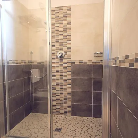 4 Stagioni 里乔内