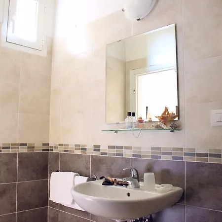 4 Stagioni 酒店 2*