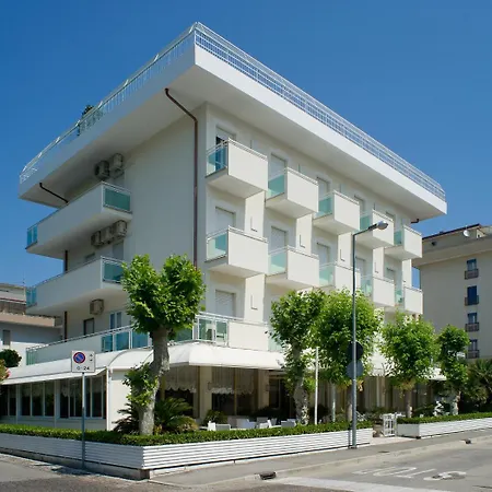 酒店 4 Stagioni 里乔内