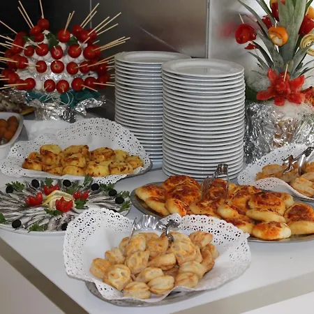 4 Stagioni 2* 里乔内